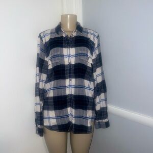 American Eagle Outfitters Navy and White Checkered Shirt